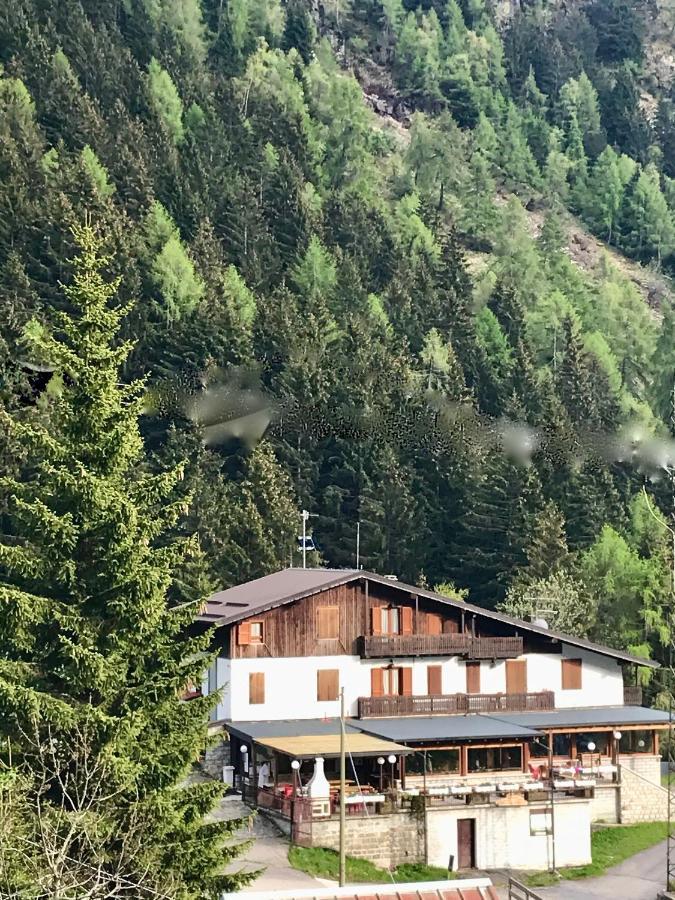 Отель Rifugio Stella Alpina Saviore dell'Adamello Экстерьер фото